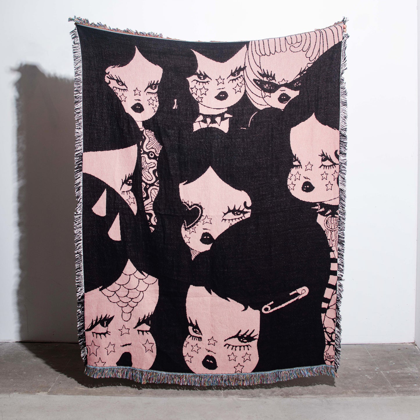 Moshing Woven Blanket