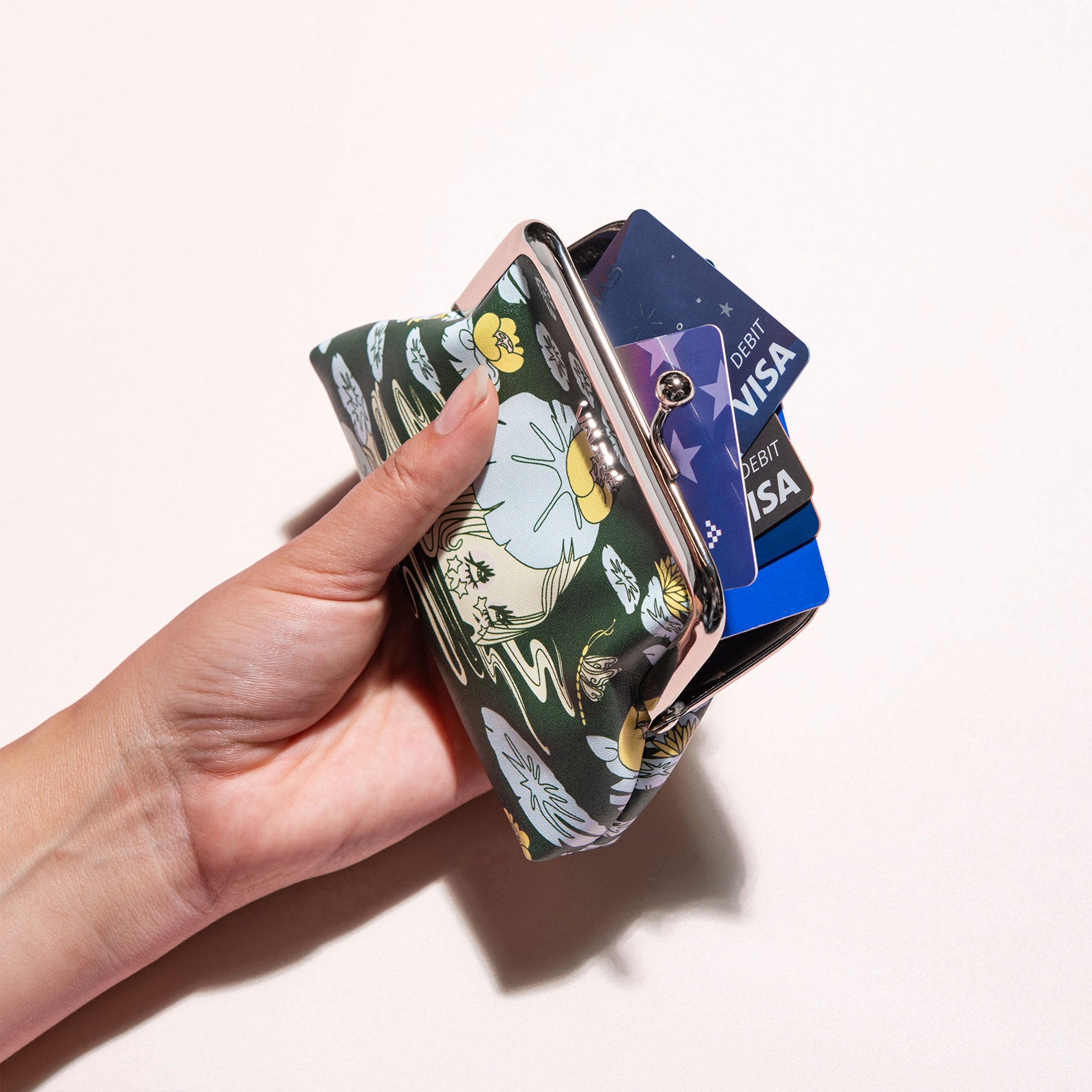 Lily Kiss-Lock Coin Purse | Valfré