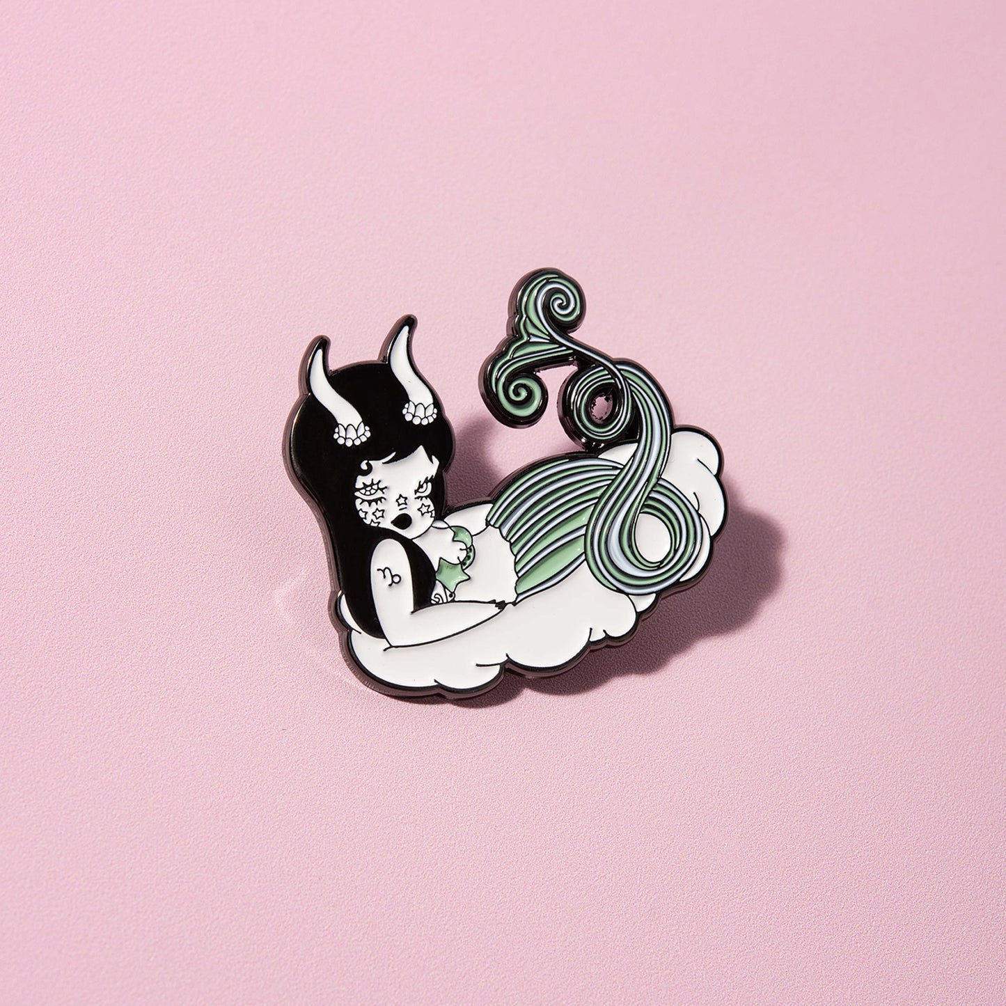 Cósmica Capricorn Pin